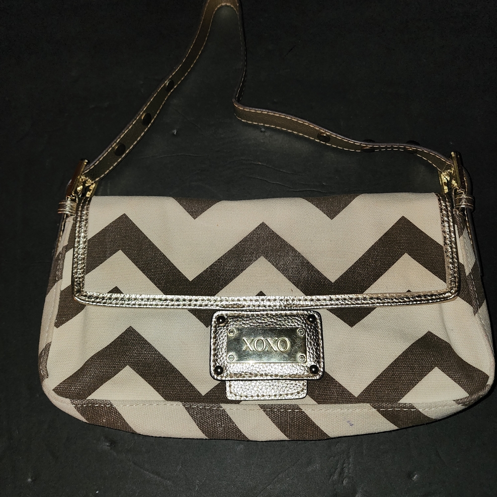 XOXO Shoulder Bag